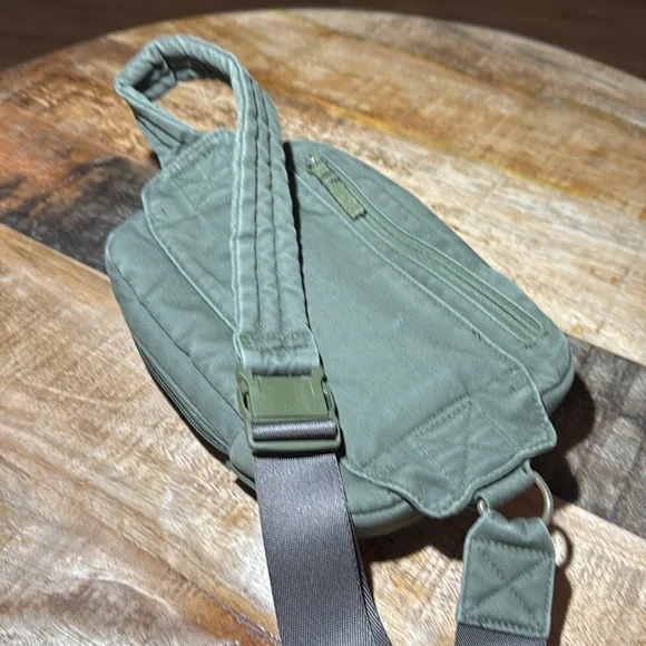 Vera Bradley Cotton Utility Sling Backpack - Picture 7 of 9